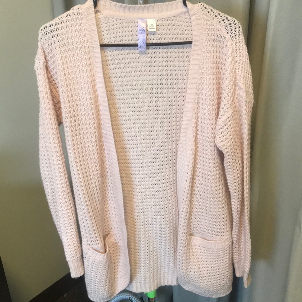 Francesca’s Light Pink Cardigan with Pockets